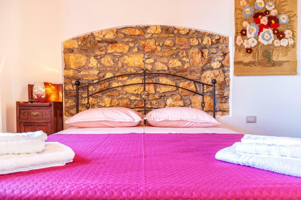 Willa La Casa Di Nonna Monni Baunei Zewnętrze zdjęcie